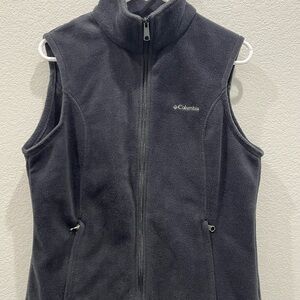 Columbia Women’s Black Fleece Vest
